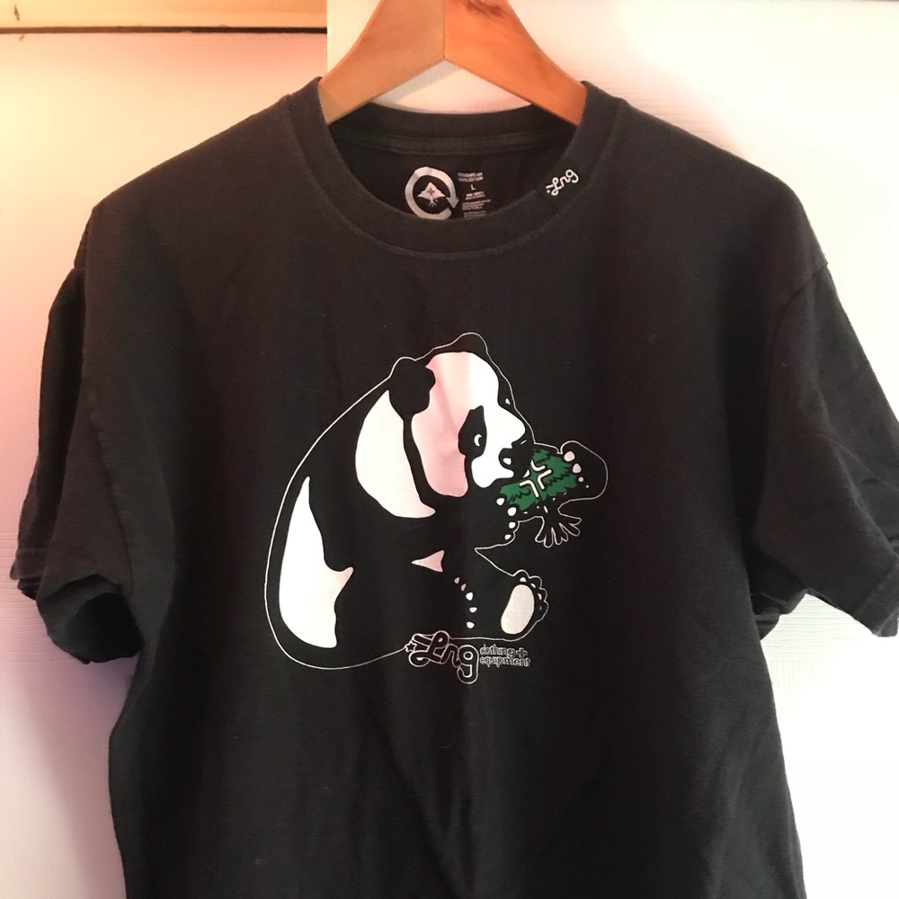 Men’s LRG T-shirt Large